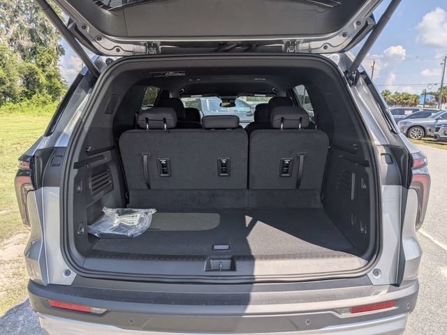 New 2027 Sterling Gray Metallic Chevrolet LT image 13