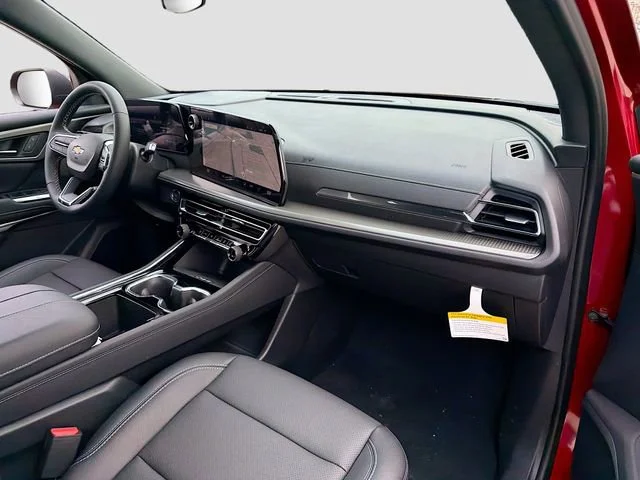 2026 Chevrolet Traverse LT - Photo 32