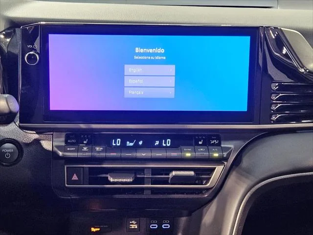Certified Used 2025 PRECIOUS METAL Toyota  image 16