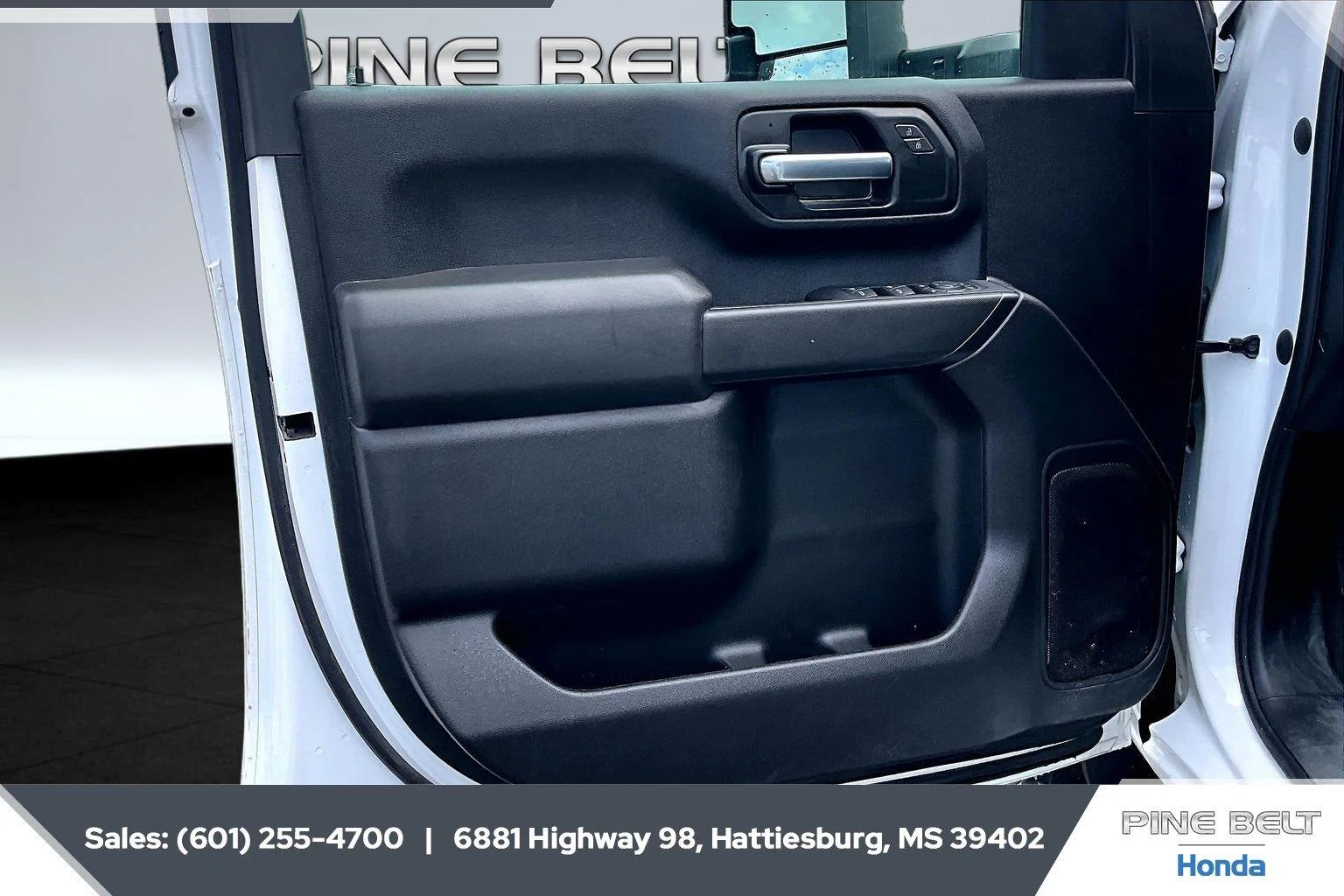 Used 2024 Summit White Chevrolet Custom image 16