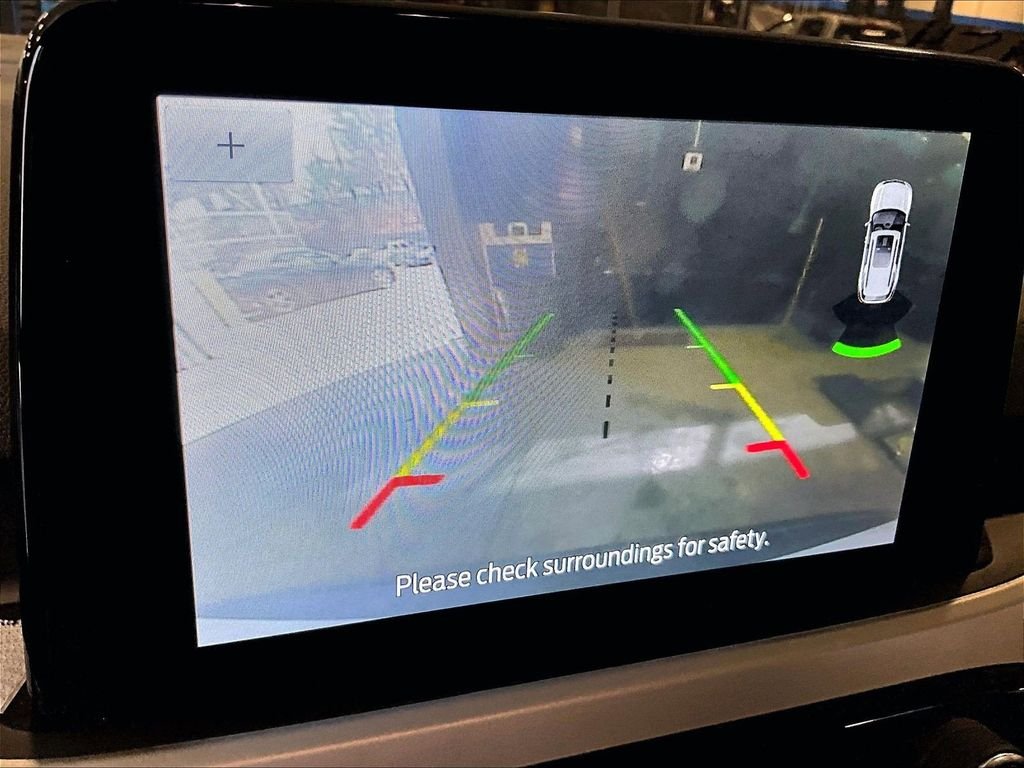 Used 2022 White Ford SEL image 20