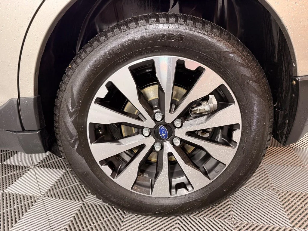 Used 2015 Gray Subaru 3.6R image 15