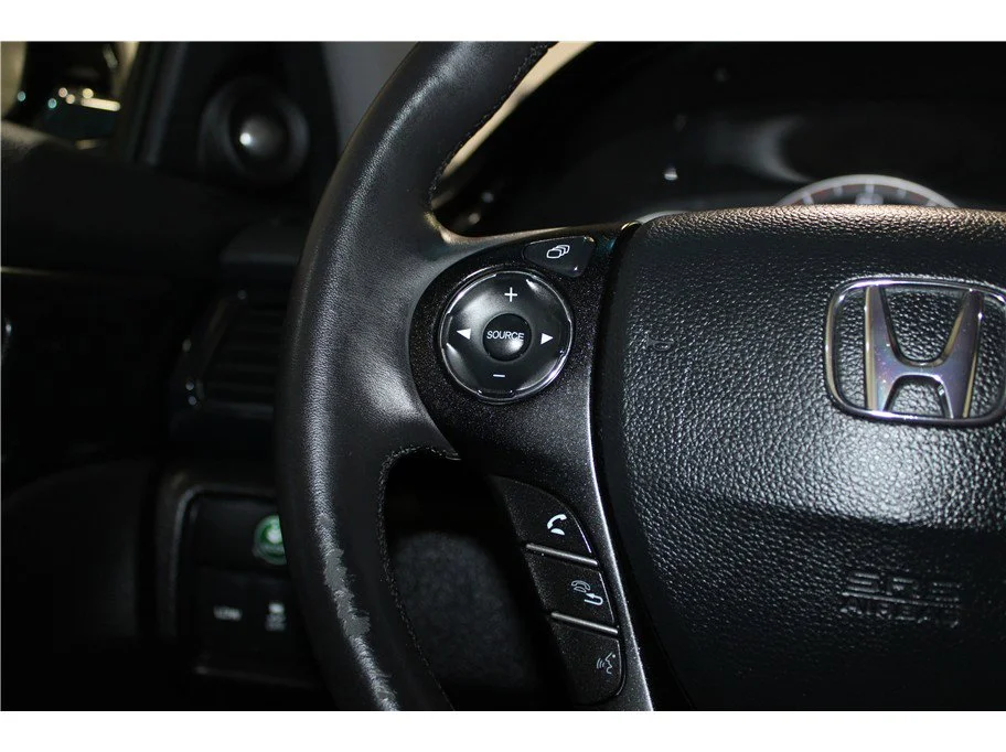 Used 2015 Black Honda EX-L image 18