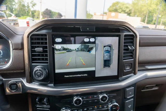 New 2026 Star White Metallic Tri-Coat Ford King Ranch® image 23