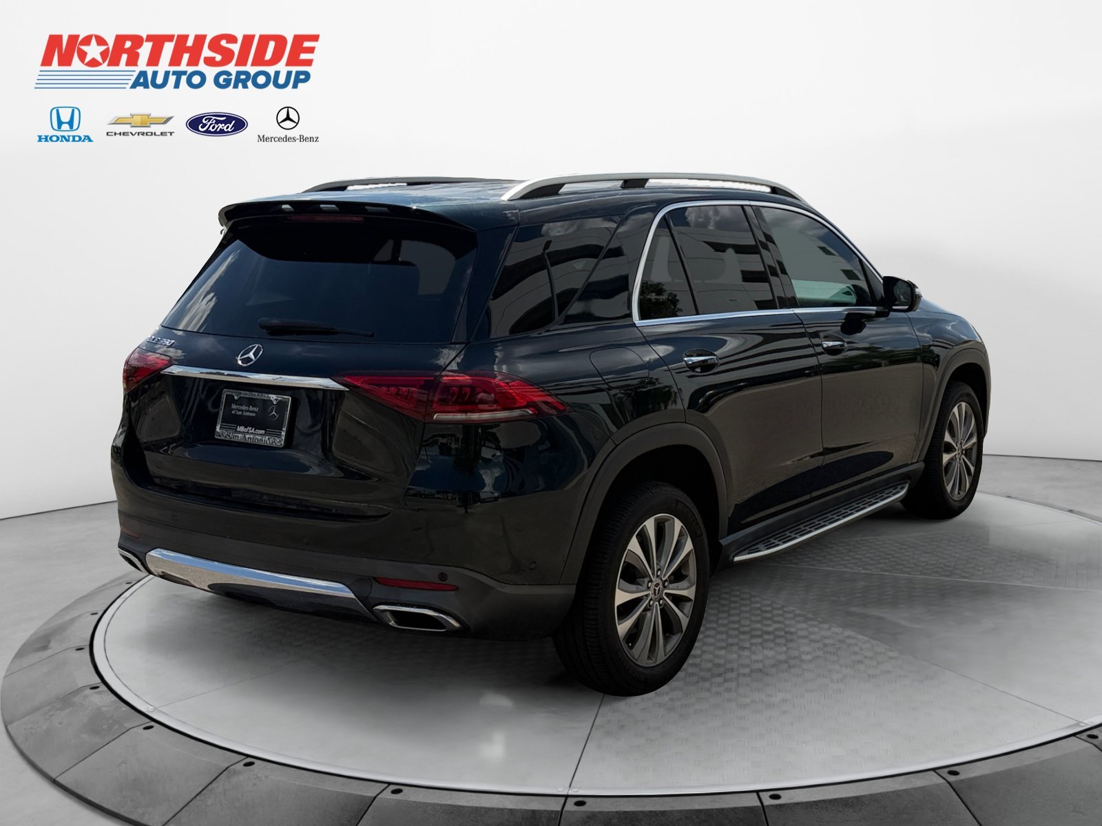Used 2020 Emerald Green Metallic Mercedes-Benz GLE 350 image 7