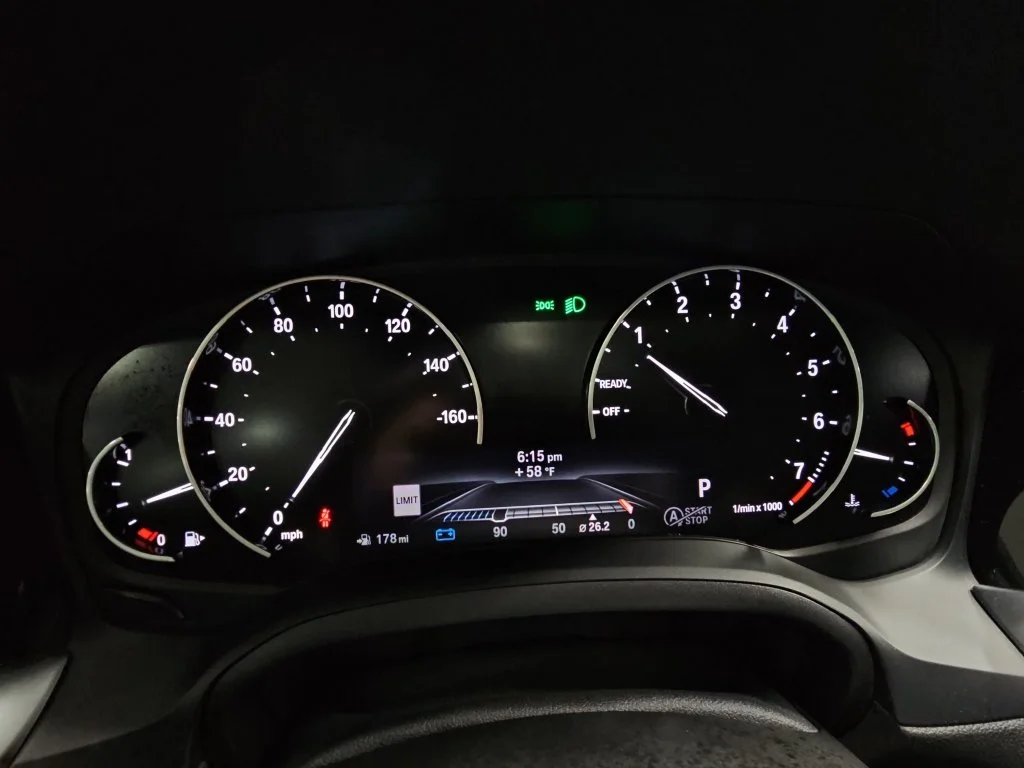 Used 2020 White BMW 330i xDrive image 21