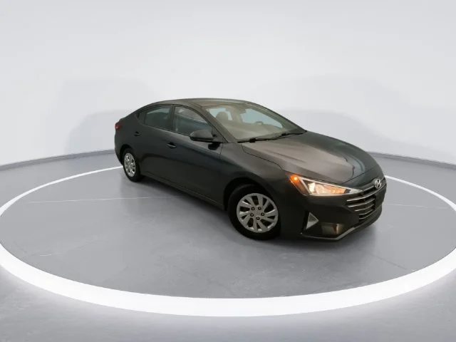 Used 2020 Gray Hyundai SE image 8