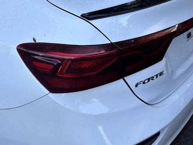 Used 2021 White Kia GT-Line image 11