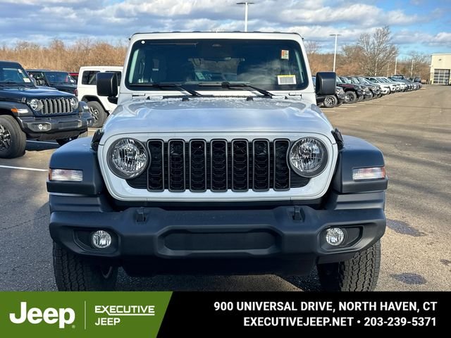New 2026 Bright White Clear-Coat Exterior Paint Jeep Sport S image 6