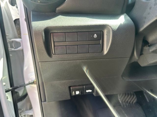 Used 2023 White Nissan SR image 20