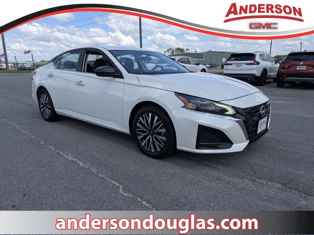 2025 Nissan Altima
