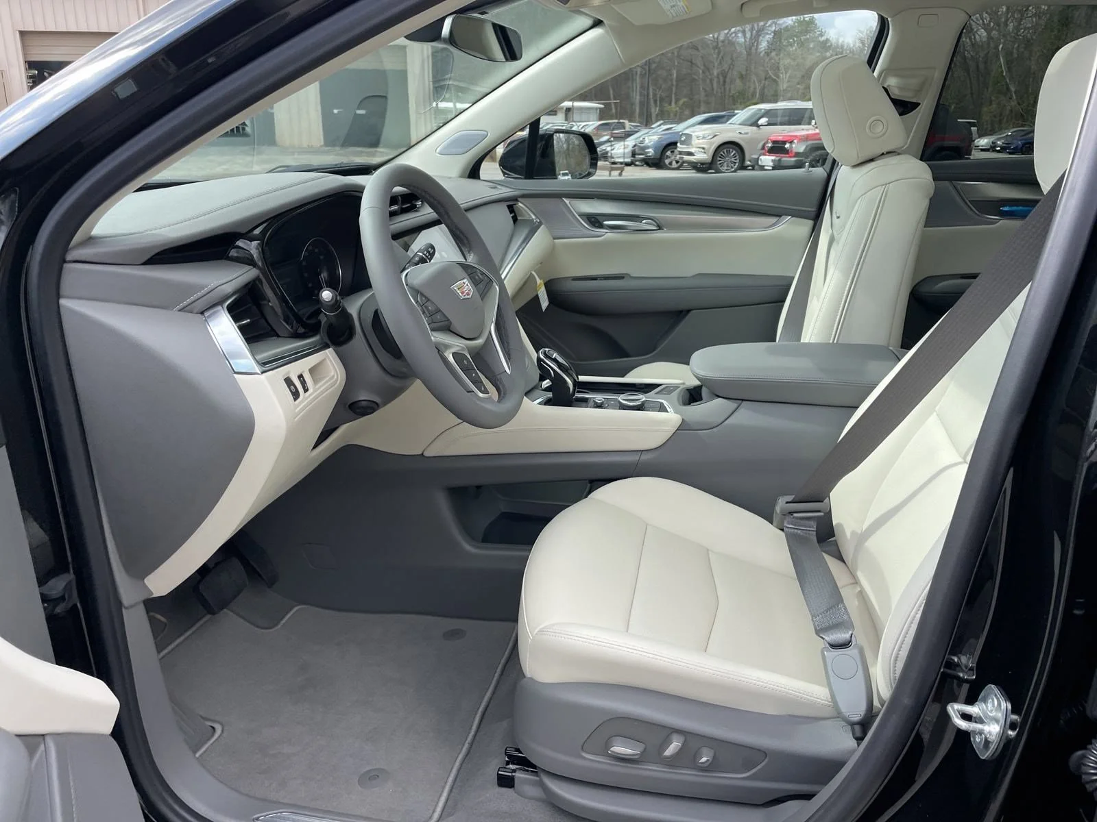 2025 Cadillac XT5 Premium Luxury - Photo 14