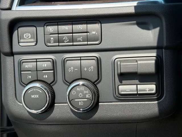 2026 Chevrolet Tahoe Premier - Photo 21