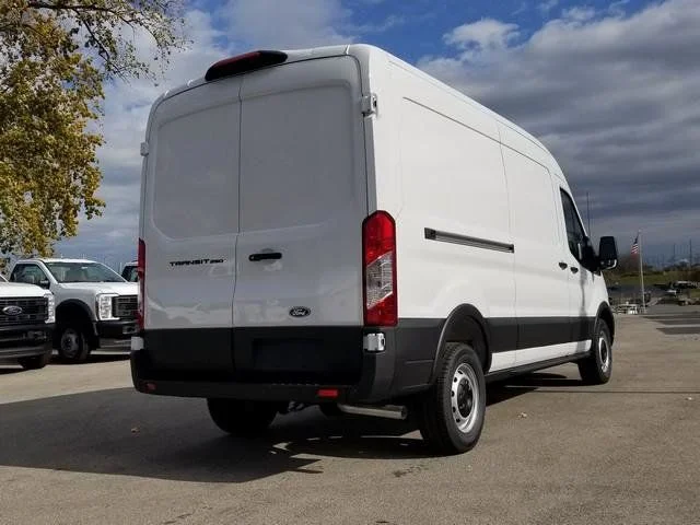 New 2026 Oxford White Ford Cargo Van image 3