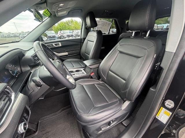 Certified Used 2022 Black Metallic Ford XLT image 81