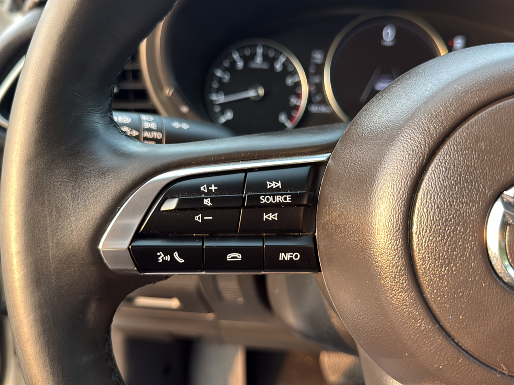 Used 2024 White Mazda 2.5 S Select Sport image 16