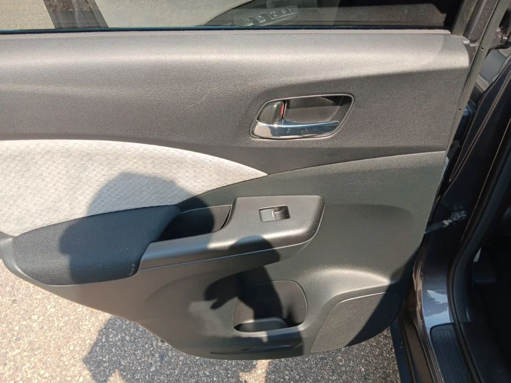 Used 2015  Honda EX image 33