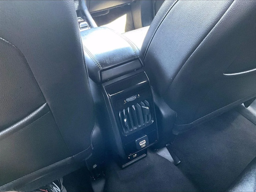 2025 Jeep Compass Limited - Photo 13