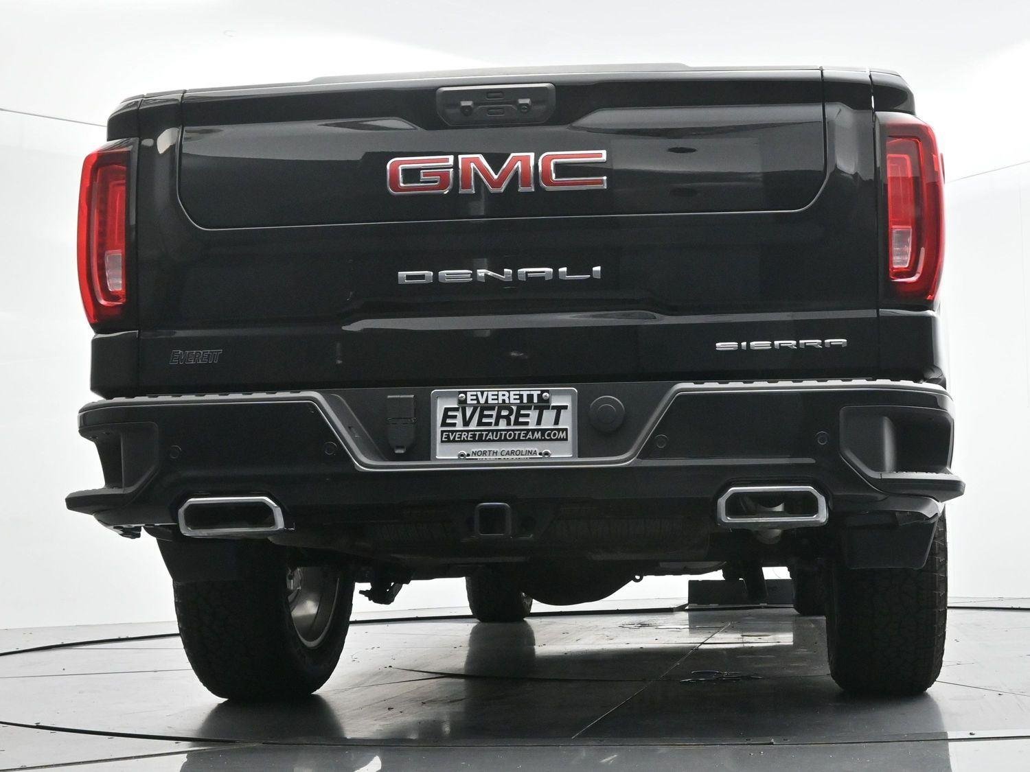 Used 2025 Onyx Black GMC Denali image 54
