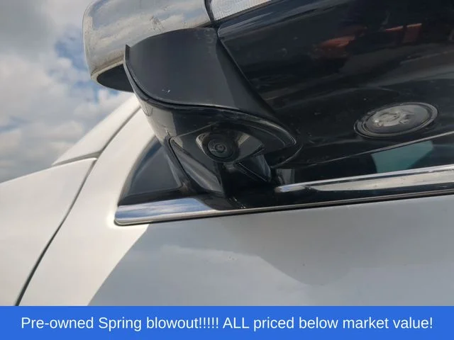 Used 2022 White Ford Platinum image 10