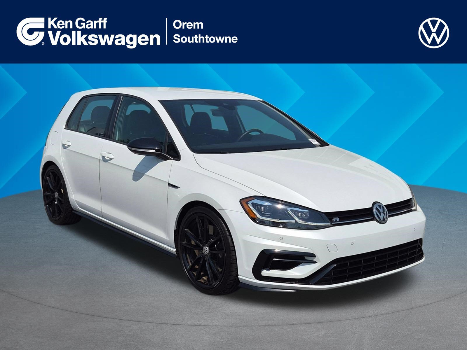 Used 2019 Oryx White Pearl Volkswagen DCC & Navigation 4Motion image 1
