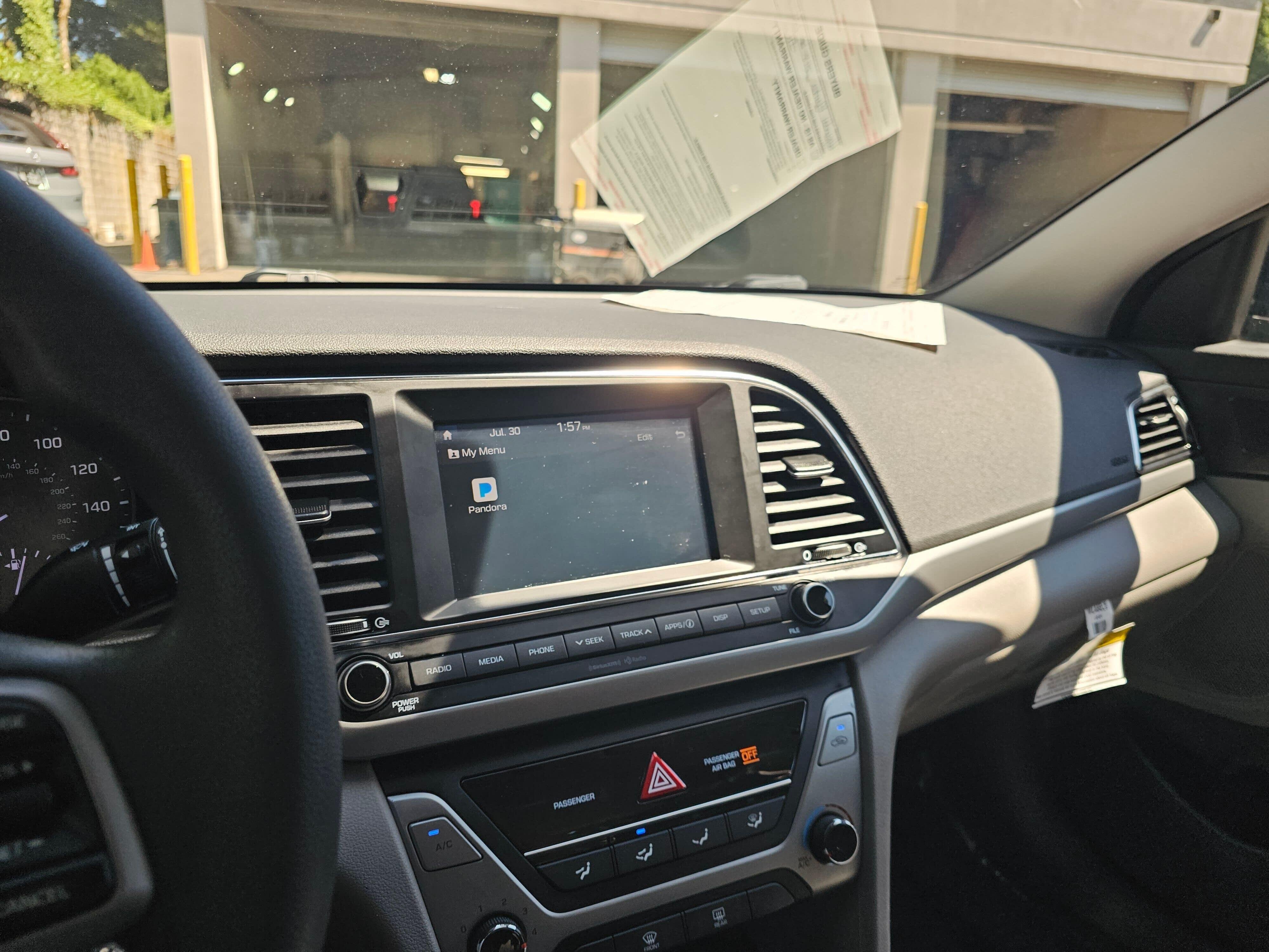 Used 2018 Phantom Black Hyundai SEL image 28