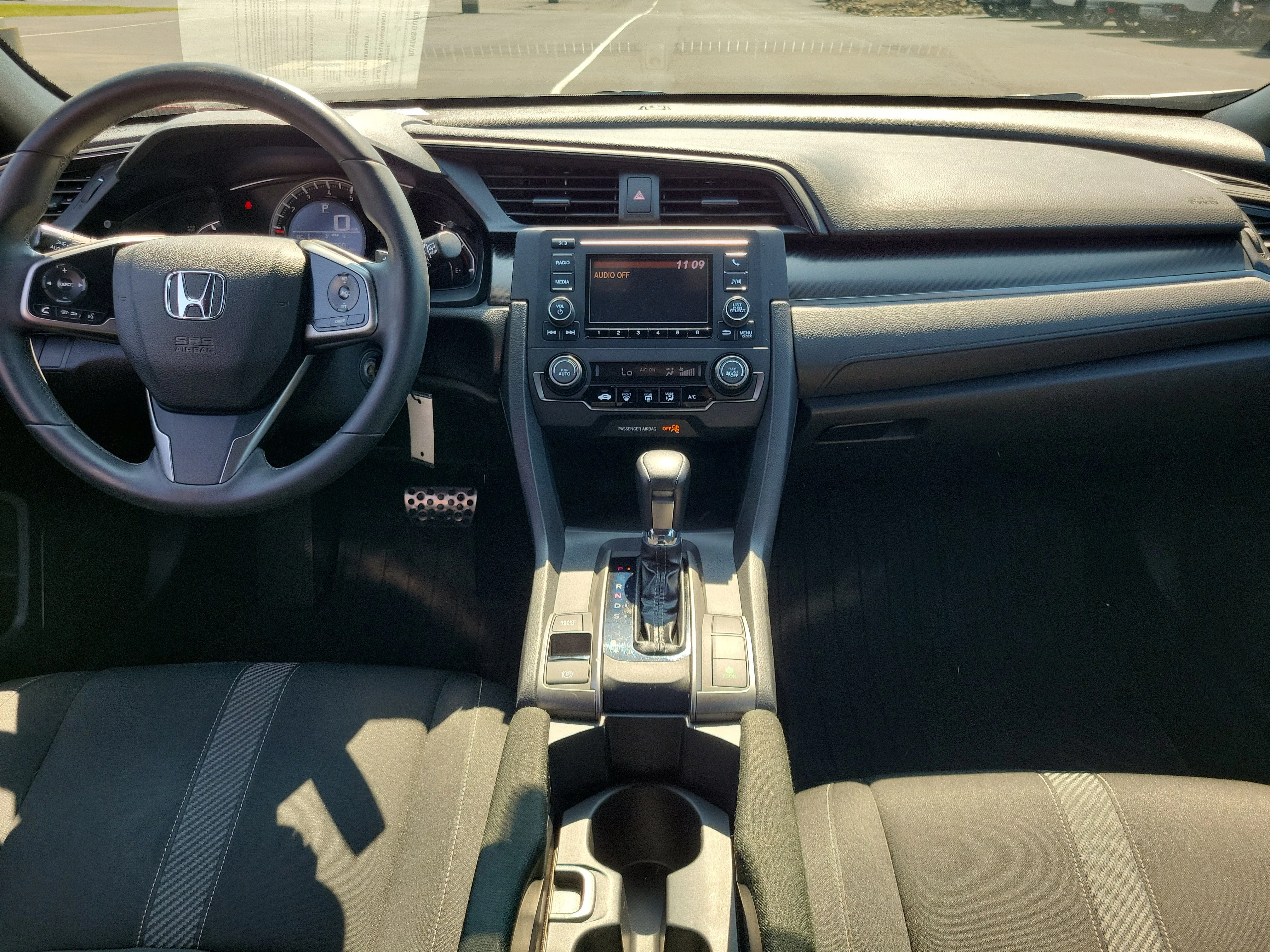 Used 2017 Rallye Red Honda Sport image 9