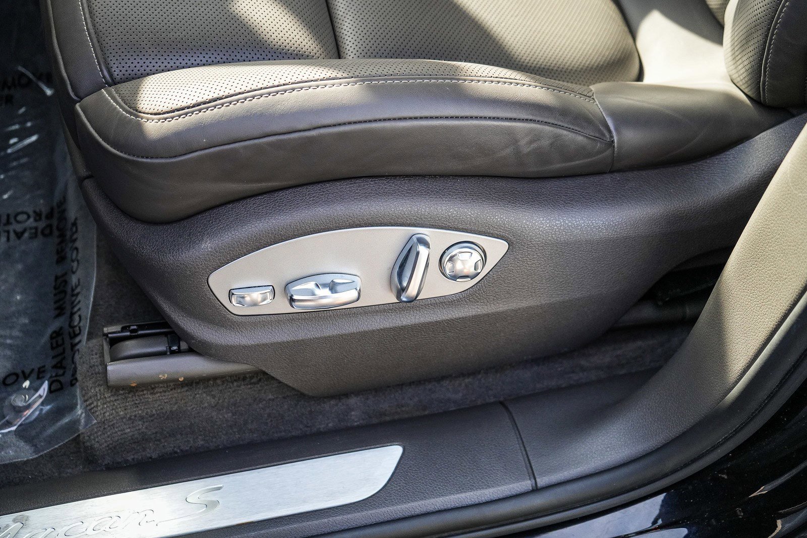 Used 2022 Black Porsche S image 21