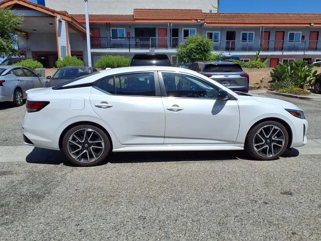 Certified Used 2025 White Nissan SR image 22