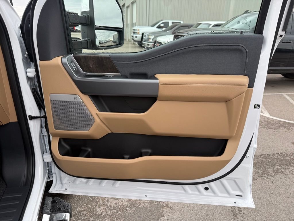 New 2026 Oxford White Ford F-250® Lariat® image 15