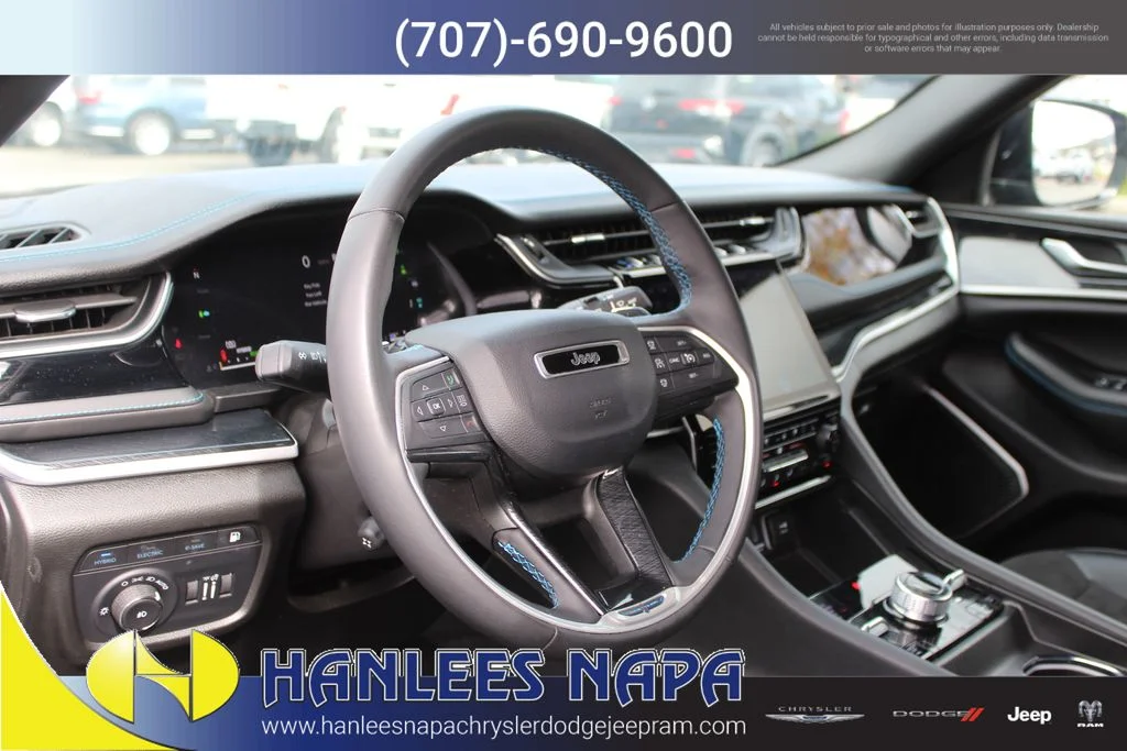 Used 2023 Gray Jeep Trailhawk 4xe image 14