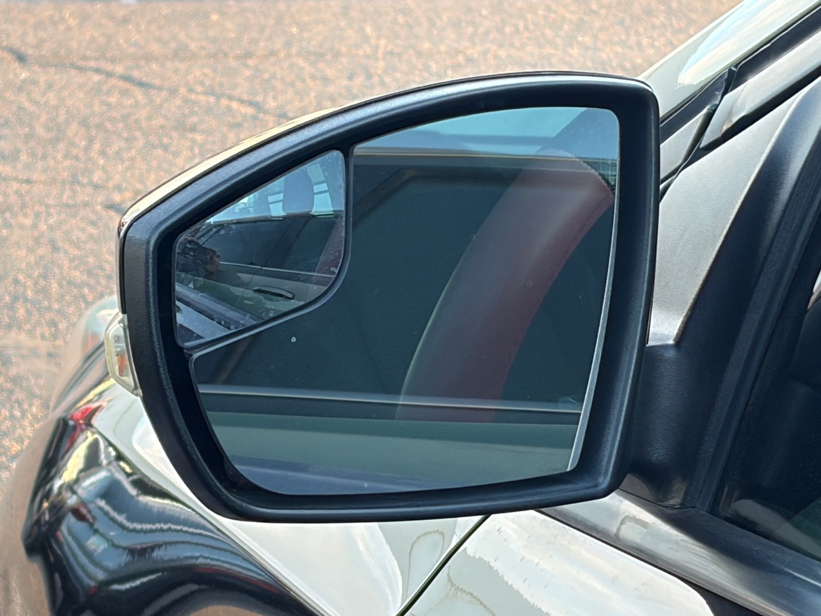 Used 2016 Black Ford SE image 9