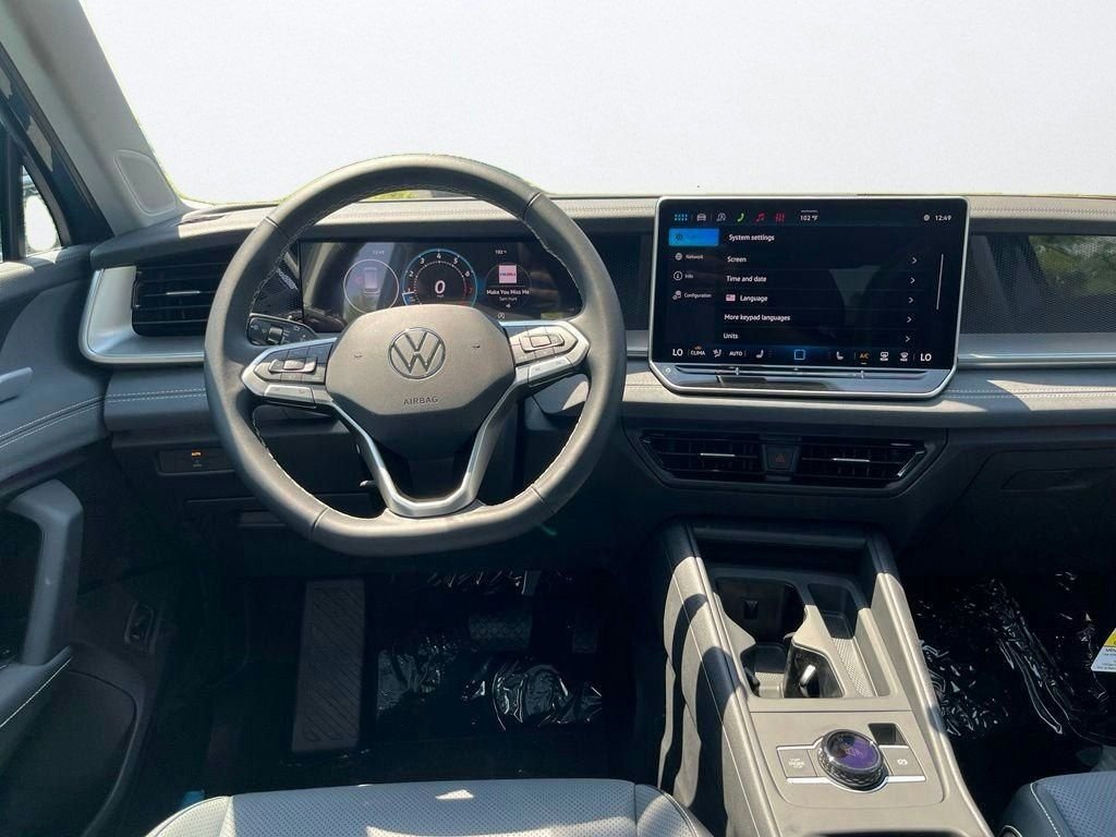 New 2026 Blue Volkswagen SE image 19