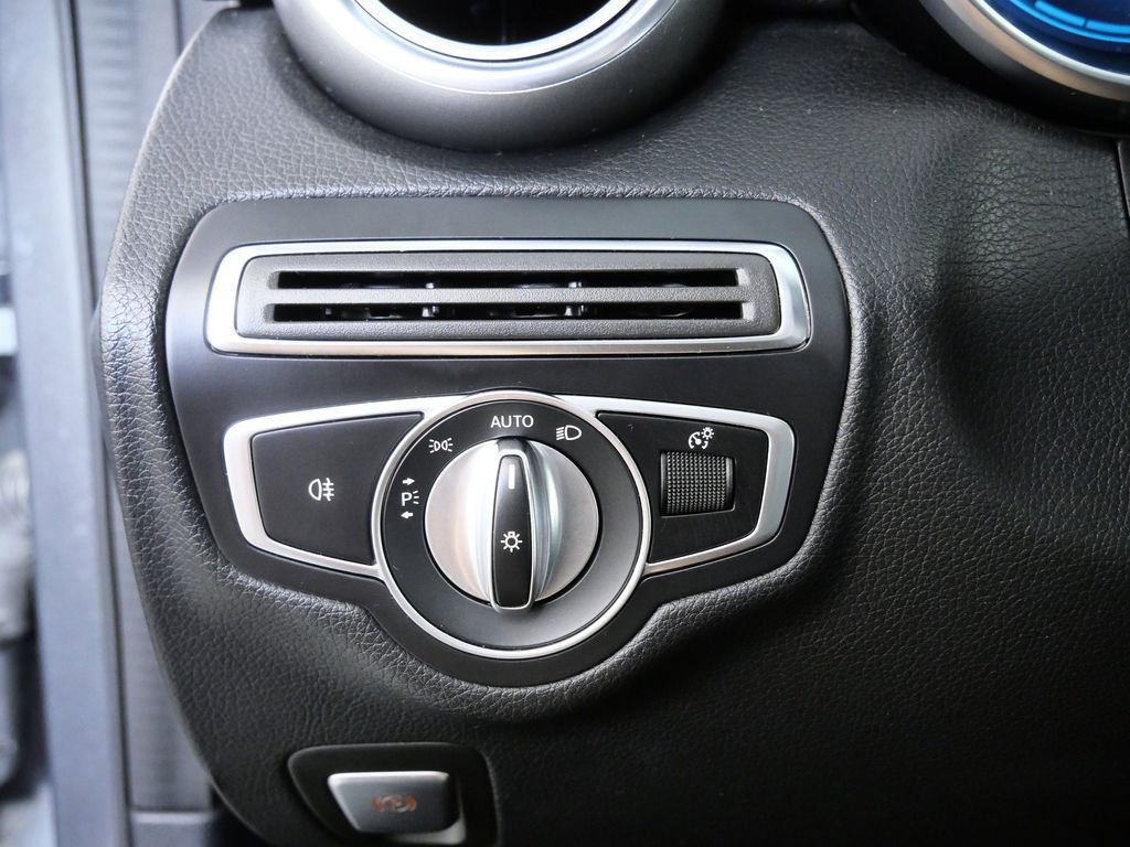 Used 2021 Gray Mercedes-Benz C 300 image 23