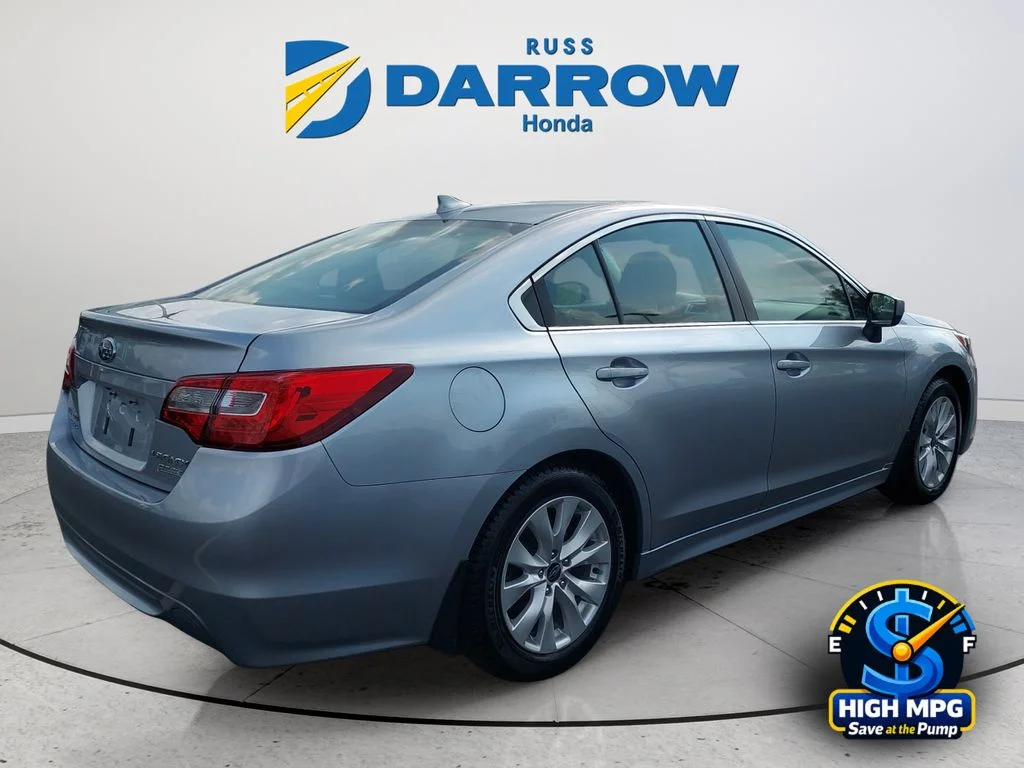 Used 2017 Silver Subaru 2.5i image 5