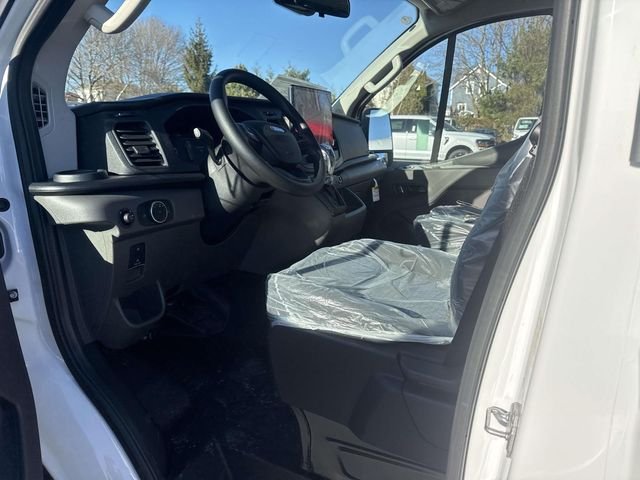 New 2026 Oxford White Ford Cargo Van image 8