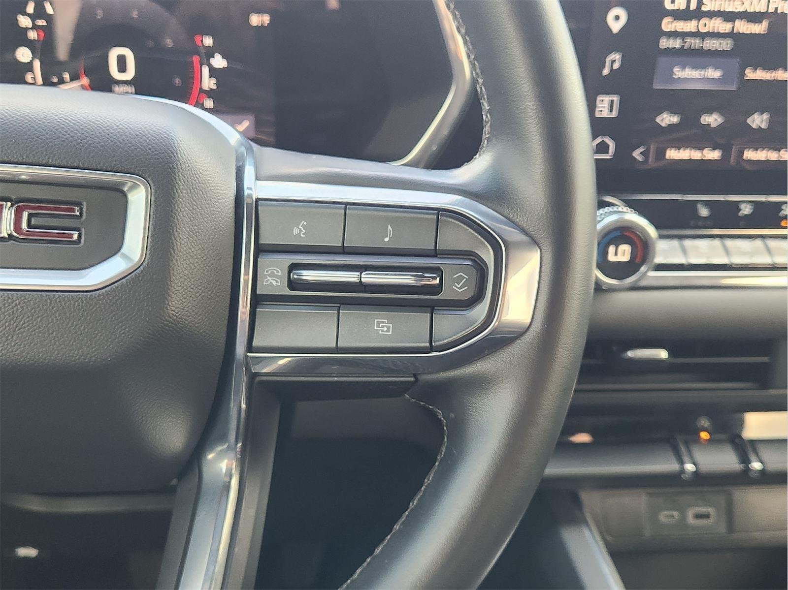 2023 GMC Canyon photo 30 of 34