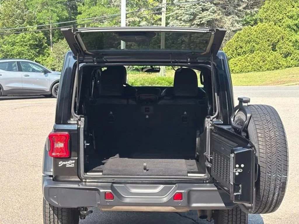 2020 Jeep Wrangler Unlimited Sahara Altitude - Photo 30