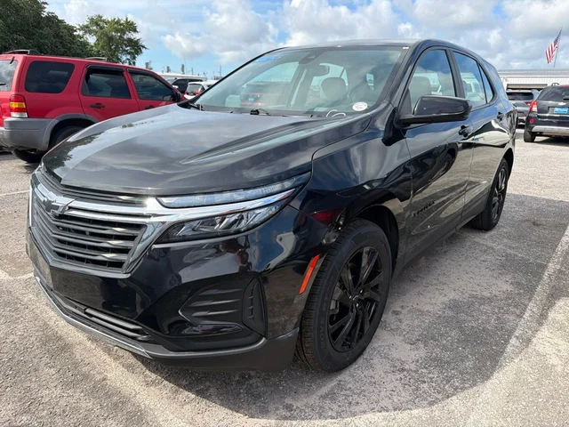 2024 Chevrolet Equinox LS