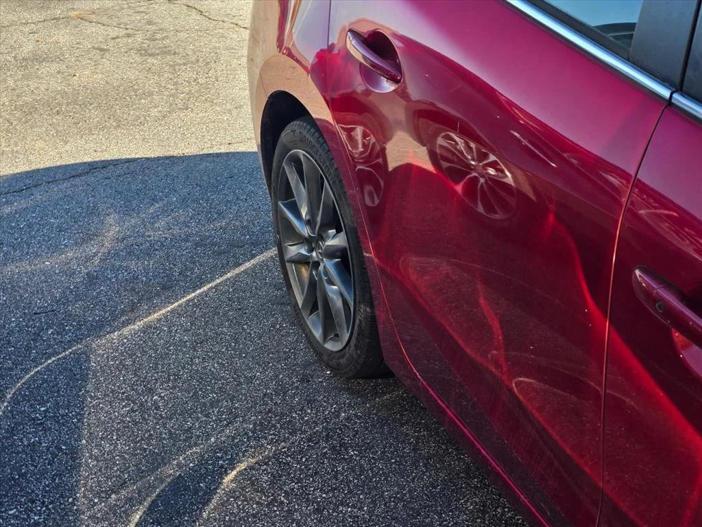 Used 2018 Red Mazda Grand Touring image 20