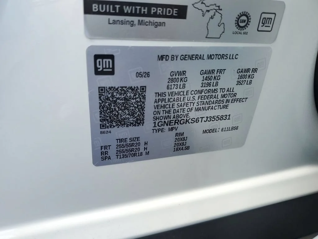 New 2026 Summit White Chevrolet LT image 41