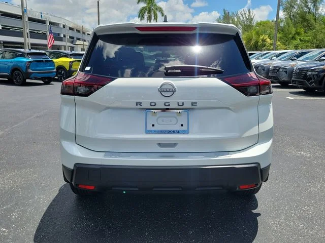 New 2026 Everest White Pearl TriCoat Nissan SV image 5