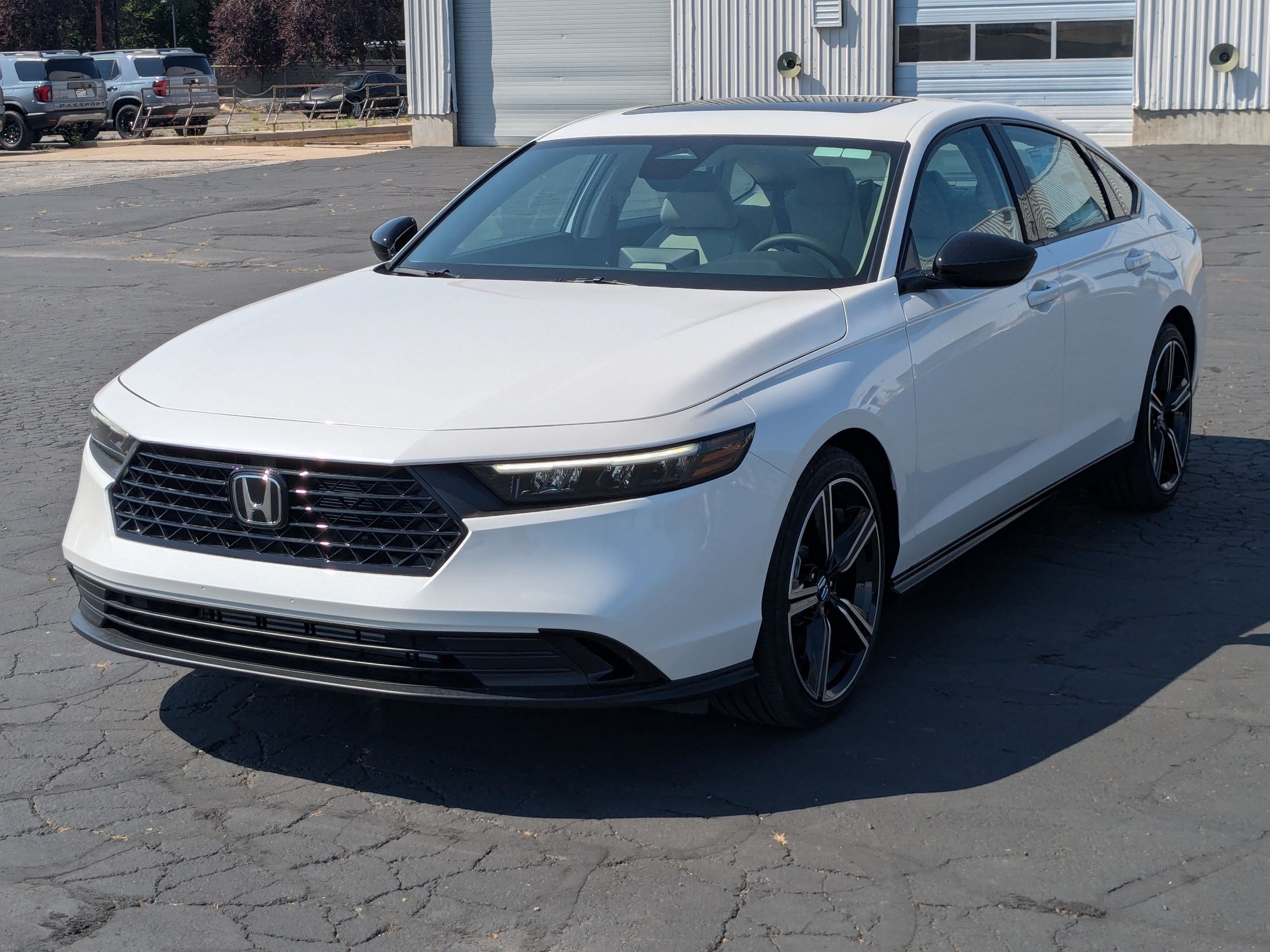 New 2026 Platinum White Pearl Honda SE image 8