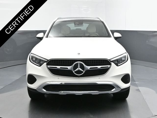 Used 2025 White Mercedes-Benz GLC 300 image 30