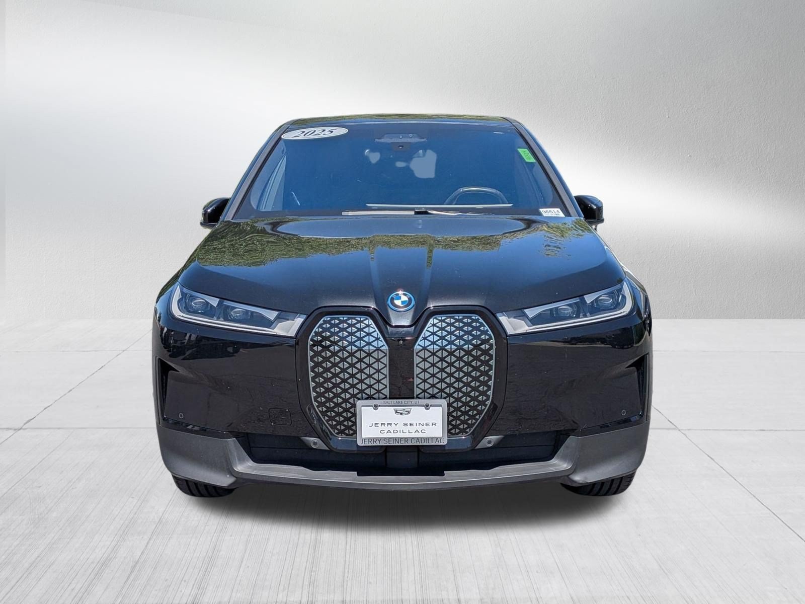 2025 BMW iX 50 - Photo 8