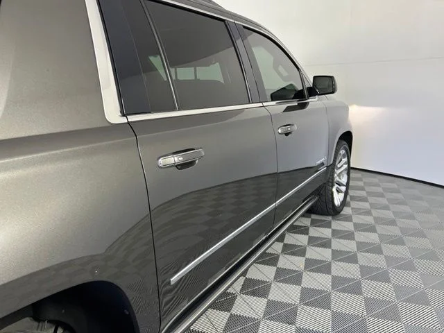 Used 2020 Gray GMC Denali image 9
