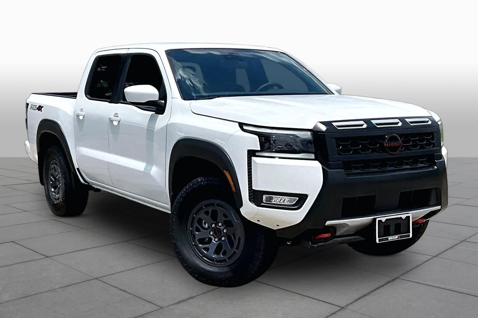 New 2026 Glacier White Nissan PRO-4X image 2