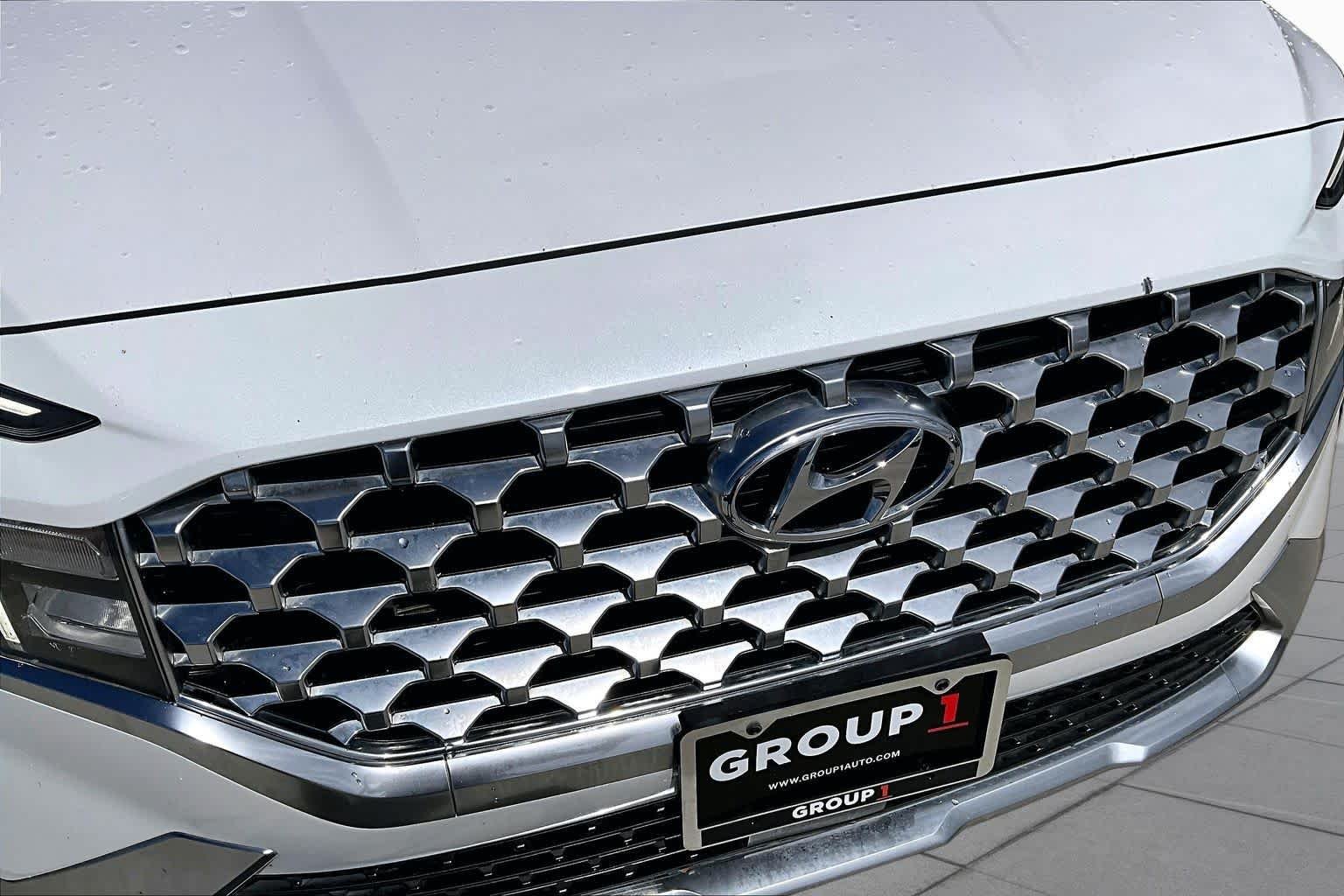 Used 2022 Quartz White Hyundai SEL image 28