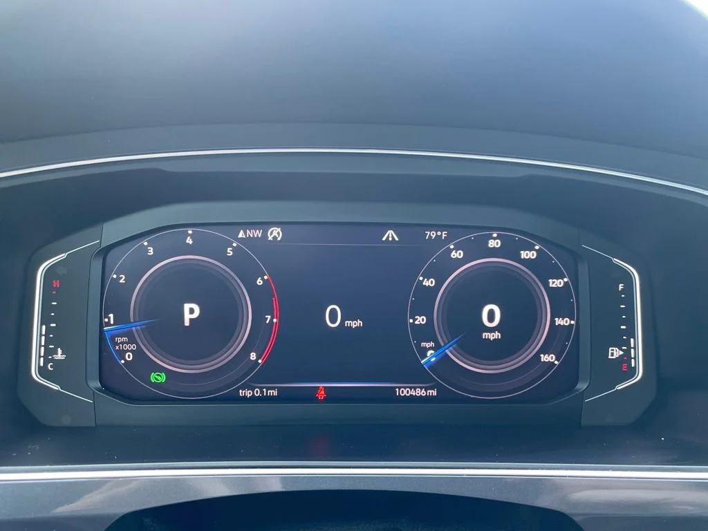Used 2020 Gray Volkswagen  image 31