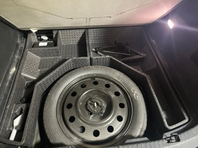 Used 2019 Black Metallic Ford SEL image 36
